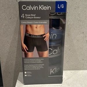 BNWT Calvin Klein Boxer Brief Set of 4